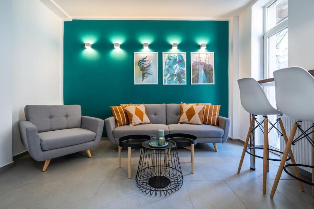 Holiday Vibe - 2R Apartment In Piata Romana Bucarest Extérieur photo