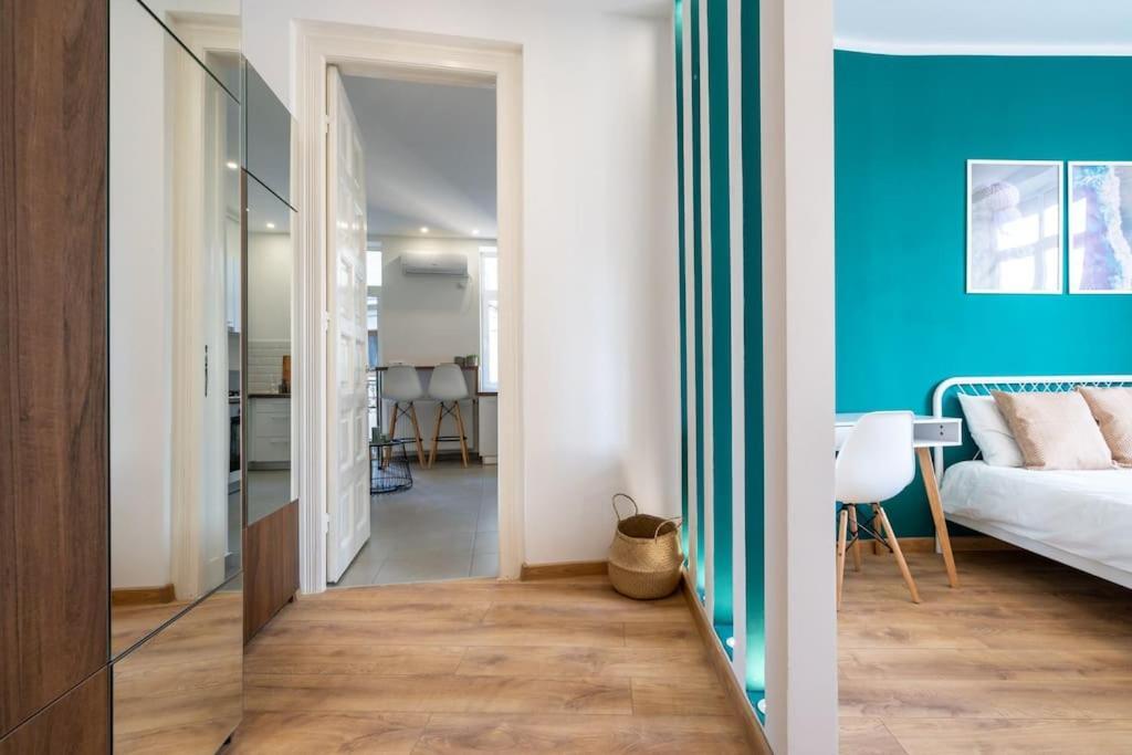 Holiday Vibe - 2R Apartment In Piata Romana Bucarest Extérieur photo